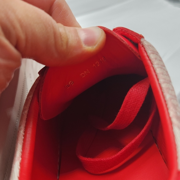 Authenticated Red/Pink Givenchy Leather Printed Sneakers Size 9/39 - Picture 11 of 12